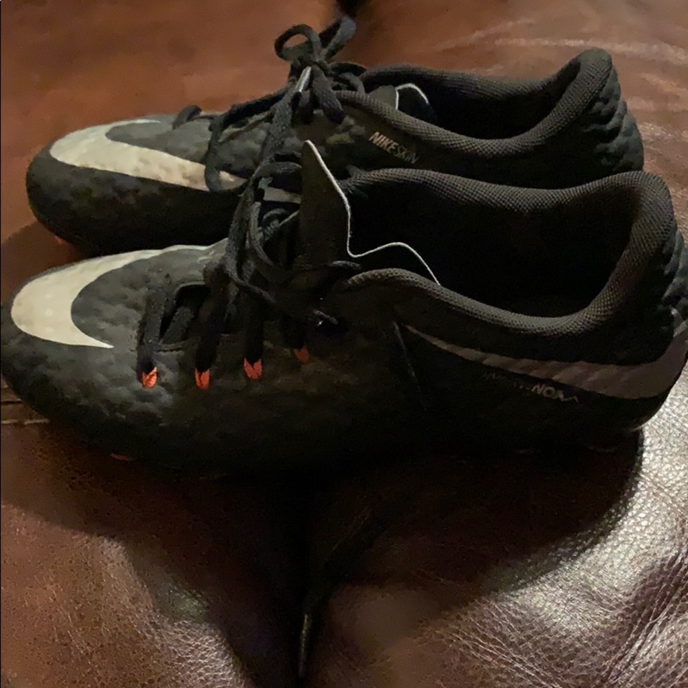 Nike Hypervenom Cleats Youth